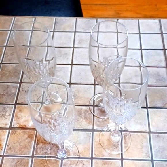 Banana Boat‎  Crystal Set Of 4 Glasses 7 Tall - Picture 3 of 8